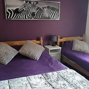 2* Bed & Breakfast Hathway House